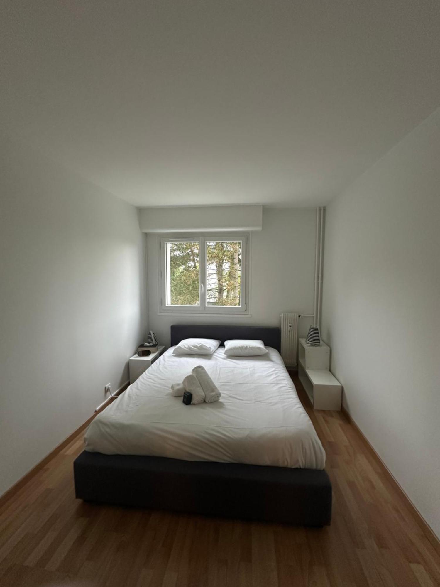 Le Beau Hugo Apartment Mainvilliers  Exterior photo